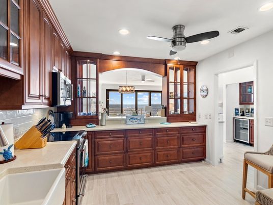 Interior, Kitchen, Pendant Lights, Recessed Lighting, Water, Wood Texture Flooring
