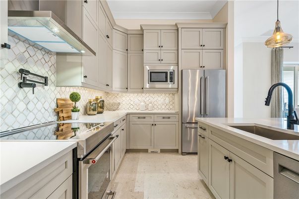 Interior, Kitchen, Pendant Lights, Stainless Steel Appliances