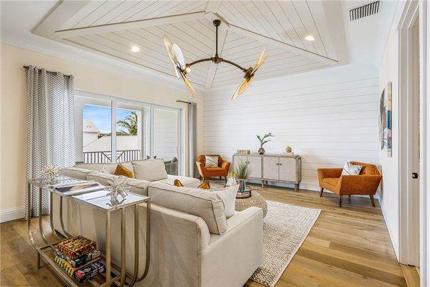 Interior, Living room, Pendant Lights, Recessed Lighting, Wood Texture Flooring