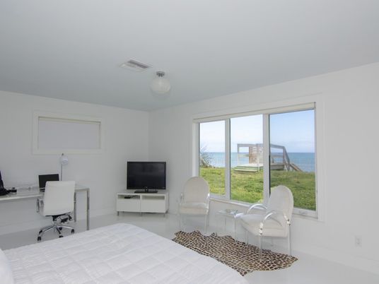 Bedroom, Home Office, Interior, Water