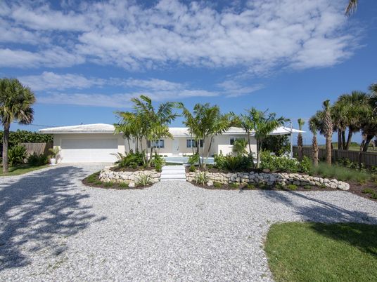 Attached, Backyard, Exterior, Facade, Ranch