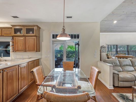 Dining room, Interior, Kitchen, Pendant Lights, Recessed Lighting, Wood Texture Flooring