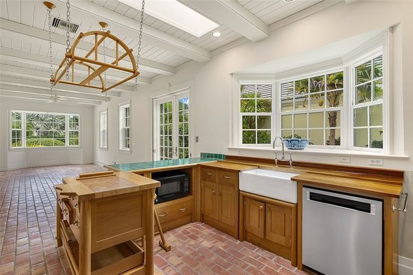 Interior, Kitchen, Pendant Lights, Recessed Lighting