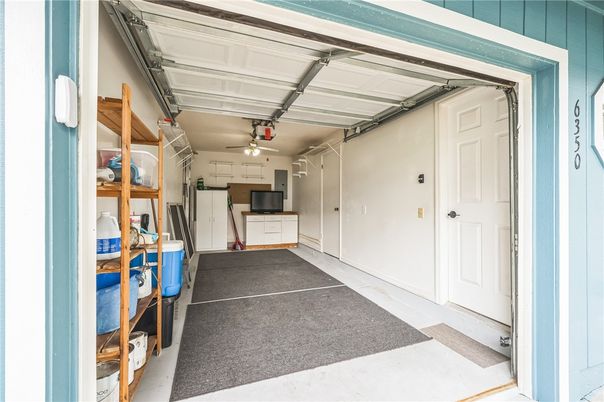 Garage, Interior