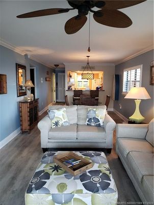 Dining room, Interior, Kitchen, Living room, Pendant Lights, Wood Texture Flooring