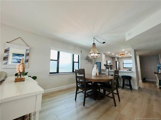 Chandelier, Dining room, Interior, Kitchen, Pendant Lights, Recessed Lighting, Wood Texture Flooring
