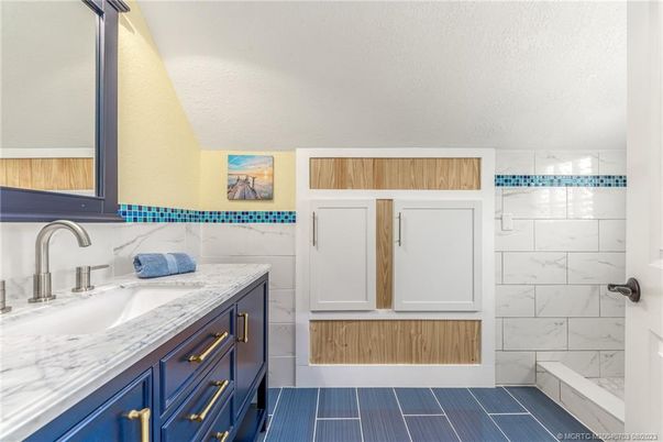 Bathroom, Interior, Marble Walls