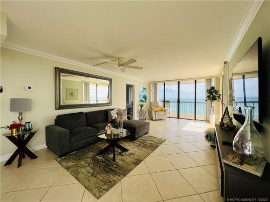 Interior, Living room, Water