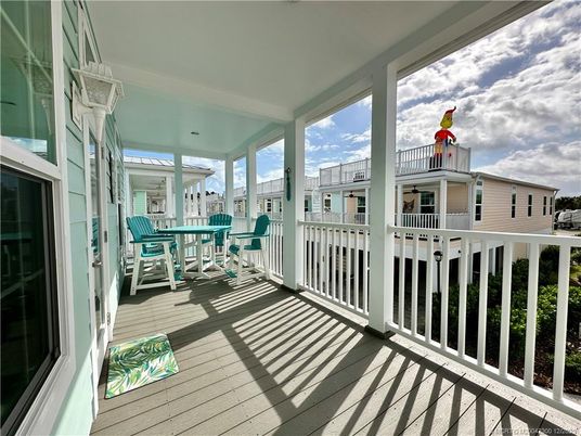 Exterior, Wood Texture Flooring