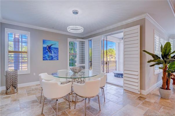 Dining room, Interior, Pendant Lights