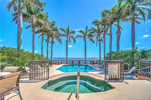 Exterior, Pool, Water