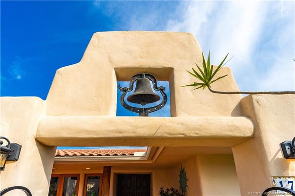 Exterior, Facade, Spanish Mediterranean