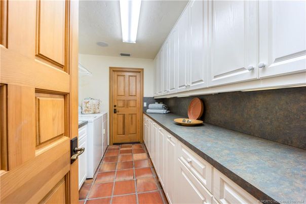 Interior, Kitchen, Washer