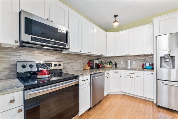 Interior, Kitchen, Stainless Steel Appliances, Wood Texture Flooring