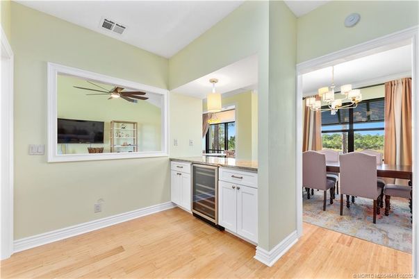 Chandelier, Dining room, Interior, Kitchen, Pendant Lights, Wood Texture Flooring