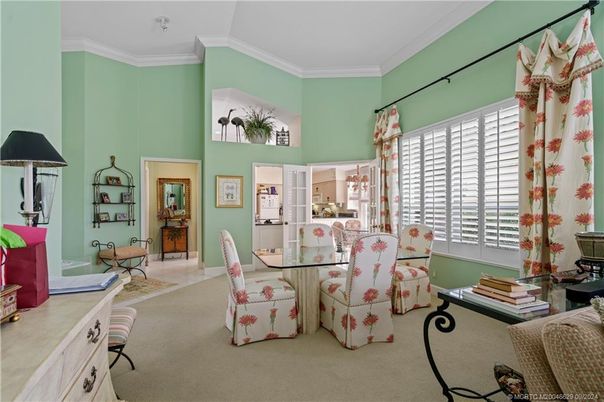 Dining room, Interior