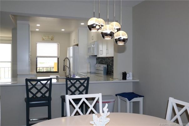 Interior, Kitchen, Pendant Lights, Recessed Lighting