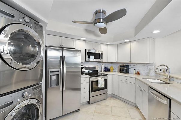 Interior, Kitchen, Recessed Lighting, Stainless Steel Appliances, Washer