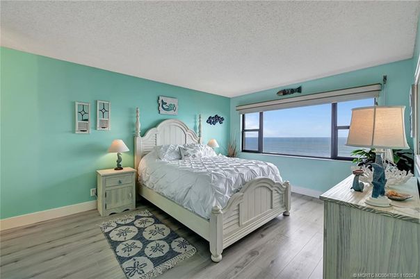 Bedroom, Interior, Water, Wood Texture Flooring