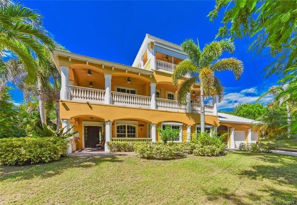 Backyard, Exterior, Facade, Condo Building