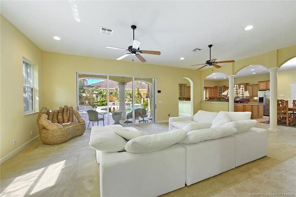 Dining room, Interior, Kitchen, Living room, Recessed Lighting