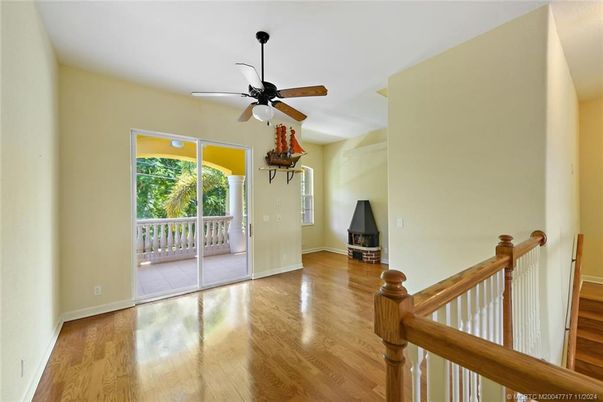 Empty room, Fireplace, Interior, Wood Texture Flooring