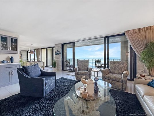 Interior, Living room, Pendant Lights, Water