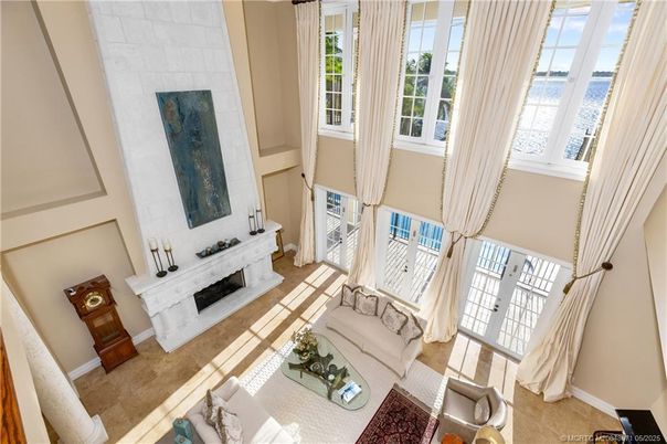Fireplace, Interior, Living room