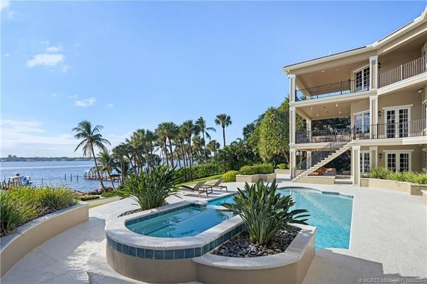 Exterior, Pool, Water