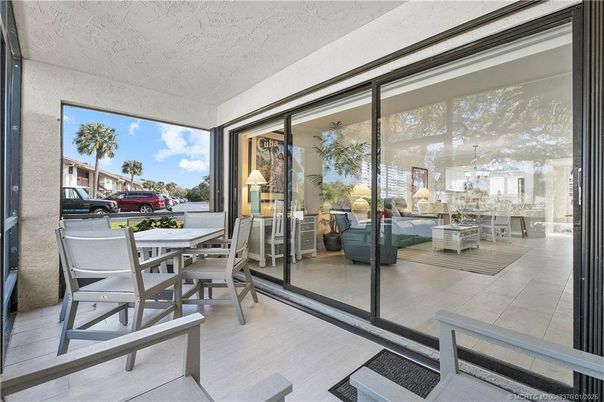 Dining room, Interior, Sun Room