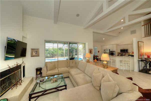 Interior, Kitchen, Living room, Recessed Lighting