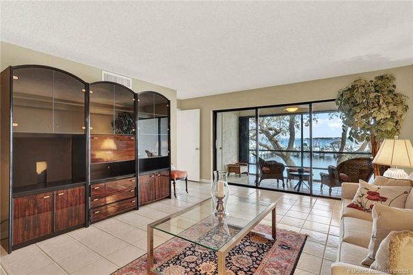 Interior, Living room, Water