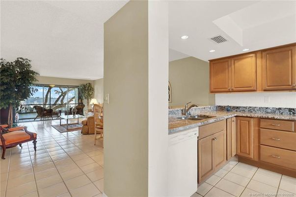 Dining room, Interior, Kitchen, Living room, Recessed Lighting
