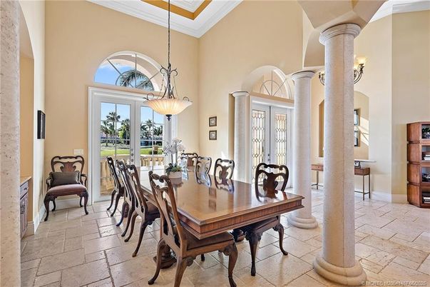 Dining room, Interior, Pendant Lights