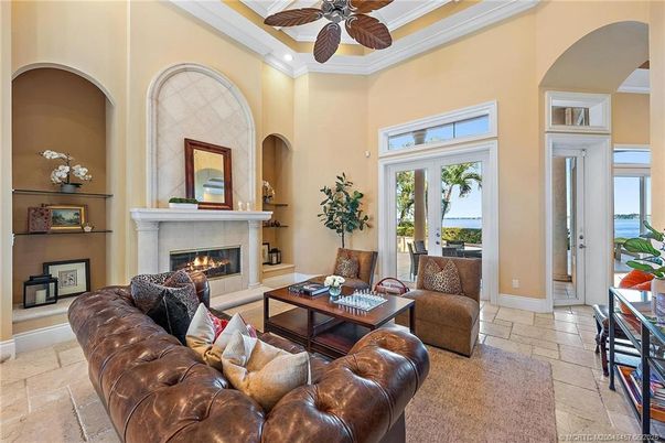Fireplace, Interior, Living room, Recessed Lighting