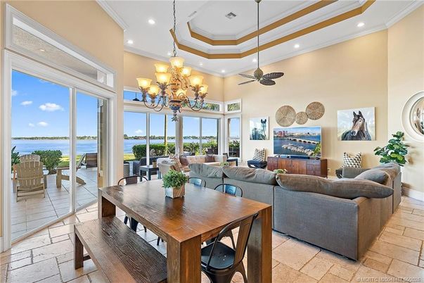 Chandelier, Dining room, Interior, Living room, Recessed Lighting, Water