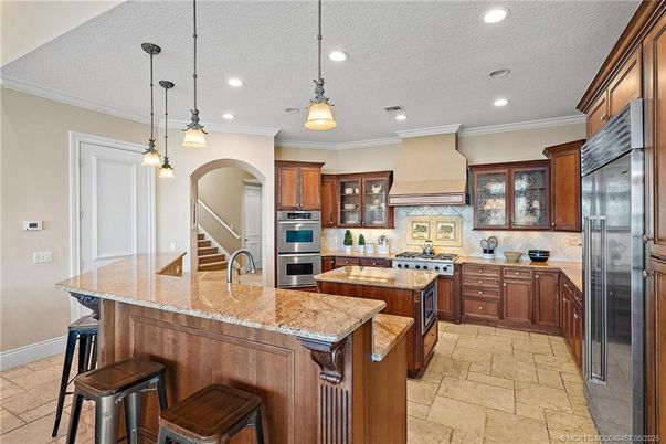 Interior, Kitchen, Pendant Lights, Recessed Lighting, Stainless Steel Appliances