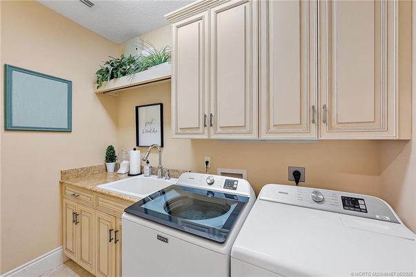 Interior, Washer
