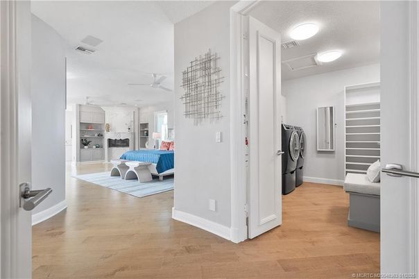 Interior, Utility Closets, Washer, Wood Texture Flooring