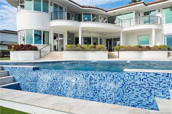 Exterior, Facade, Pool, Spanish Mediterranean