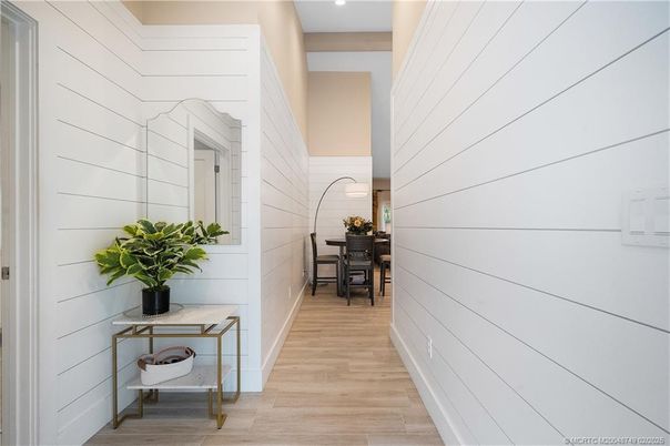 Interior, Recessed Lighting, Wood Texture Flooring