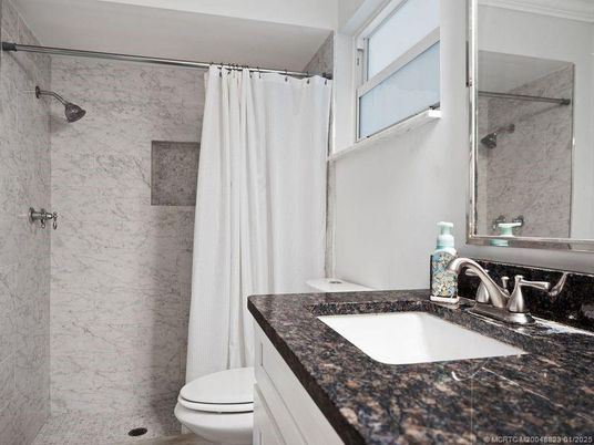Bathroom, Interior, Marble Walls