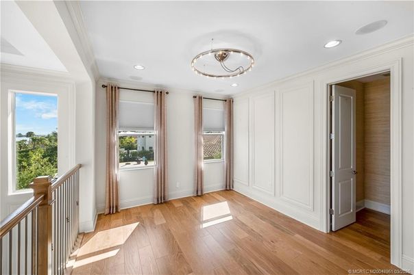 Chandelier, Empty room, Interior, Recessed Lighting, Wood Texture Flooring