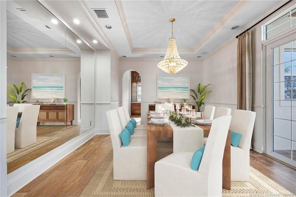 Chandelier, Dining room, Interior, Pendant Lights, Recessed Lighting, Wood Texture Flooring