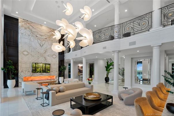 Fireplace, Interior, Living room, Marble Walls, Pendant Lights, Recessed Lighting