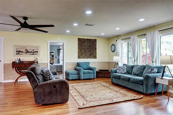 Interior, Living room, Recessed Lighting, Wood Texture Flooring