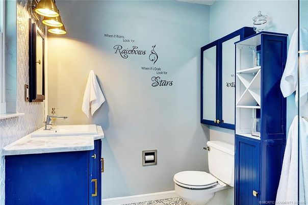 Bathroom, Interior