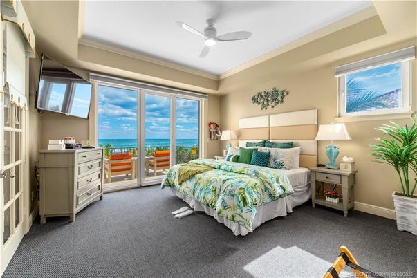 Bedroom, Interior, Water