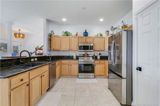 Interior, Kitchen, Pendant Lights, Recessed Lighting, Stainless Steel Appliances