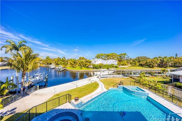 Exterior, Lake, Pool, Water
